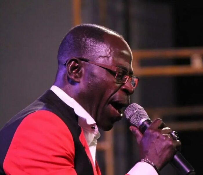 amakye dede bebrebe yi 810x699